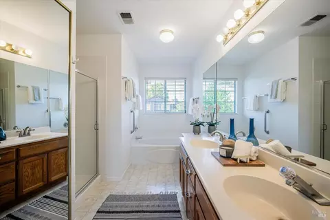 9269 Piccadilly Cir, Windsor, CA 95492 photo 24
