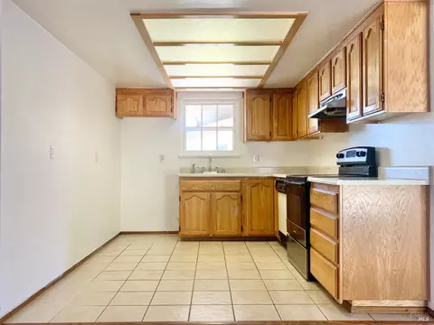 1012 Breton Dr, Fairfield, CA 94533 photo 3