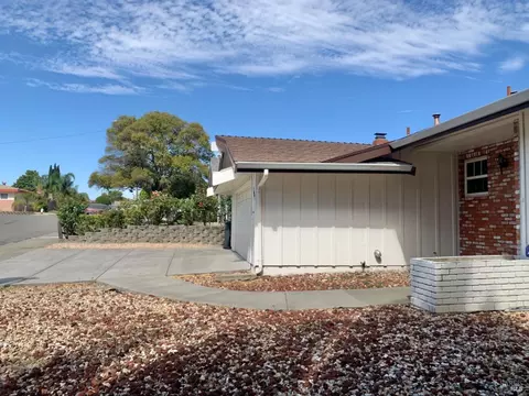 1012 Breton Dr, Fairfield, CA 94533 photo 9
