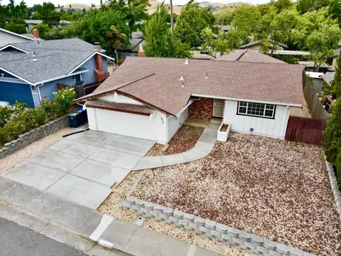 1012 Breton Dr, Fairfield, CA 94533 photo 2