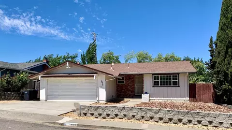 1012 Breton Dr, Fairfield, CA 94533