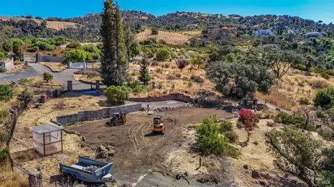 1777 Crystal Springs Ct, Santa Rosa, CA 95404