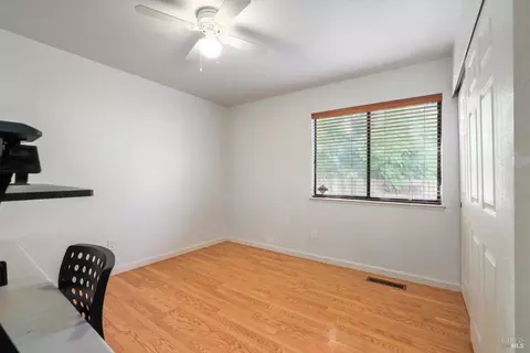 341 Dumbarton Dr, Vacaville, CA 95687 photo 28