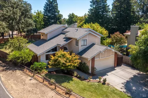 341 Dumbarton Dr, Vacaville, CA 95687 photo 8