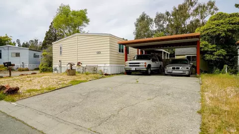 127 Phylis Ct, Vallejo, CA 94590 photo 4