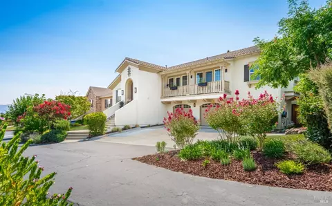 3741 Beartooth Ln, Napa, CA 94558 photo 2
