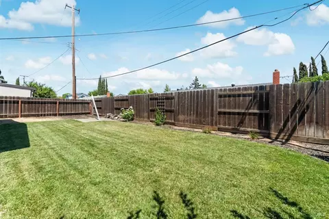 308 Tulip St, Fairfield, CA 94533 photo 32