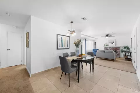 308 Tulip St, Fairfield, CA 94533 photo 9