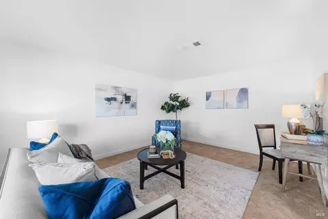 308 Tulip St, Fairfield, CA 94533 photo 6
