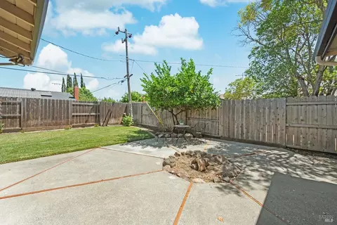 308 Tulip St, Fairfield, CA 94533 photo 30