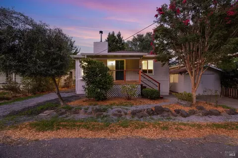 14691 Carrier Ln, Guerneville, CA 95446