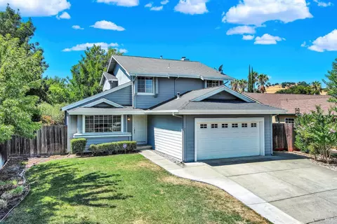 467 Tara Ct, Vacaville, CA 95688
