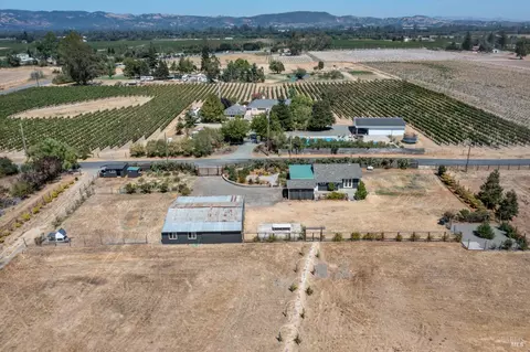 21707 Bonness Rd, Sonoma, CA 95476 photo 2