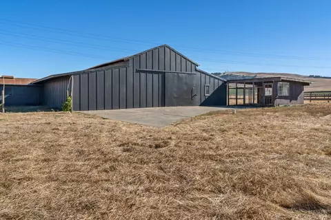 21707 Bonness Rd, Sonoma, CA 95476 photo 4