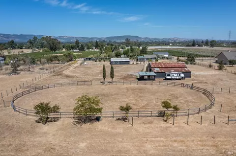 21707 Bonness Rd, Sonoma, CA 95476 photo 5