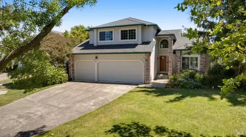 10 Noonan Ranch Cir, Santa Rosa, CA 95403