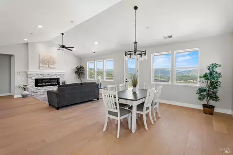 Dining - 2408 Celestin Ct, Ukiah, CA 95482 photo 1 of 4