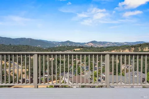 Exterior - 2408 Celestin Ct, Ukiah, CA 95482 photo 6 of 11
