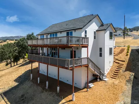 Exterior - 2408 Celestin Ct, Ukiah, CA 95482 photo 9 of 11