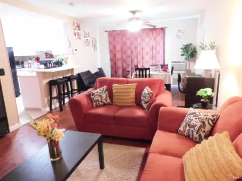 193 Del Sur Ct, Fairfield, CA 94533 photo 9