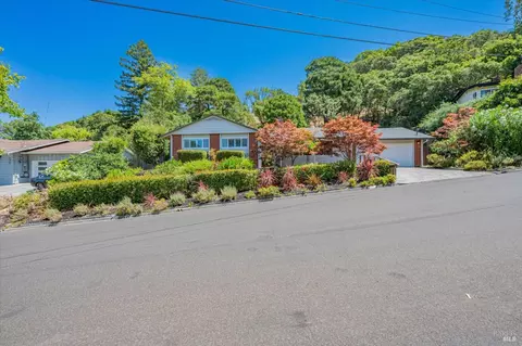 3 Carmel Ct, San Rafael, CA 94903