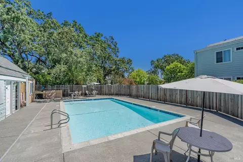 236 Courtyards E, Windsor, CA 95492 photo 35