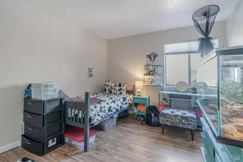 236 Courtyards E, Windsor, CA 95492 photo 17
