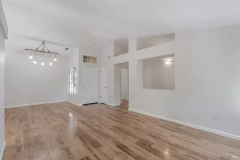900 Ginkgo Pl, Windsor, CA 95492 photo 8