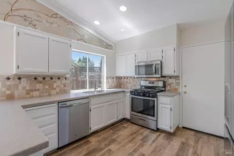900 Ginkgo Pl, Windsor, CA 95492 photo 14