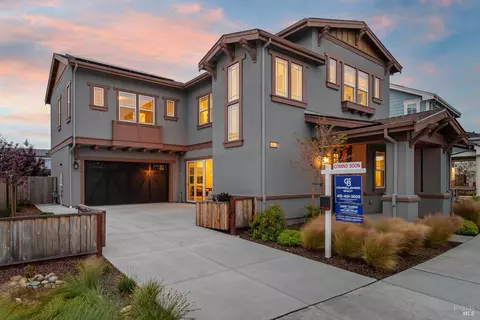 1813 Bautista Way, Petaluma, CA 94952