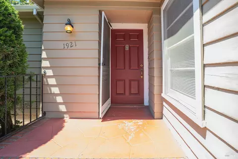 1921 E Haven Dr, Santa Rosa, CA 95404 photo 4