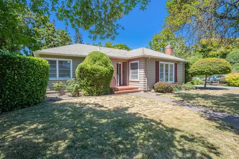 1921 E Haven Dr, Santa Rosa, CA 95404 photo 2