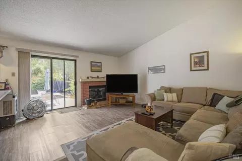 9424 Jessica Dr, Windsor, CA 95492 photo 8