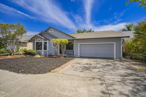 9424 Jessica Dr, Windsor, CA 95492 photo 2