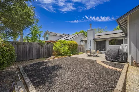 9424 Jessica Dr, Windsor, CA 95492 photo 34