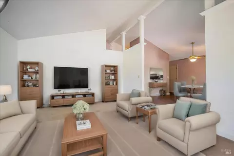 9424 Jessica Dr, Windsor, CA 95492 photo 16