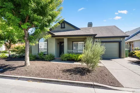 742 Tommy Dorsey Ct, Windsor, CA 95492