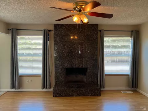 36 Alpine Ct, Pittsburg, CA 94565 photo 14