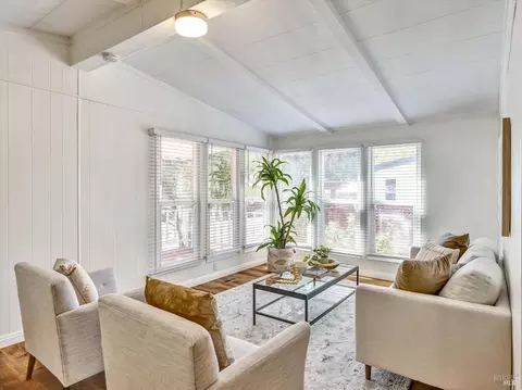 353 Yosemite Rd, San Rafael, CA 94903