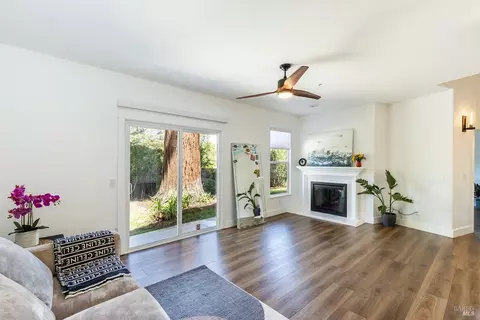 8 Nicholas Ct, Napa, CA 94558 photo 11