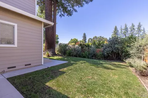 8 Nicholas Ct, Napa, CA 94558 photo 32