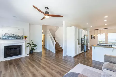 8 Nicholas Ct, Napa, CA 94558 photo 14