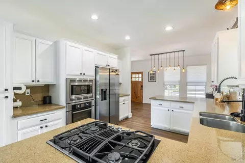 8 Nicholas Ct, Napa, CA 94558 photo 8