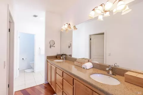 8 Nicholas Ct, Napa, CA 94558 photo 19