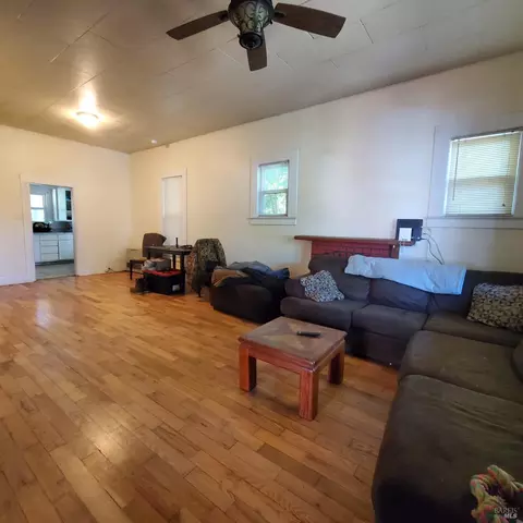 51 Pine St, Willits, CA 95490 photo 6