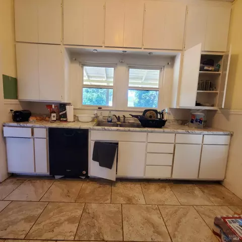 51 Pine St, Willits, CA 95490 photo 9