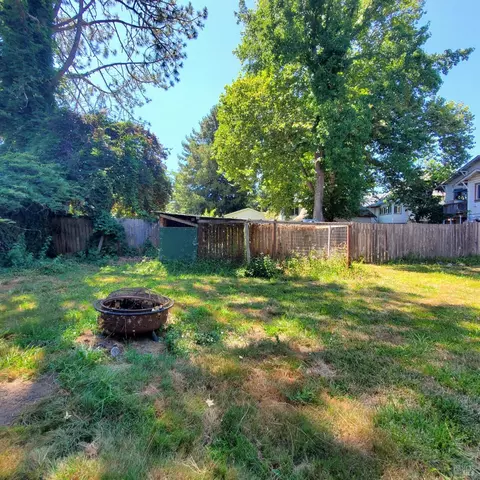 51 Pine St, Willits, CA 95490 photo 17