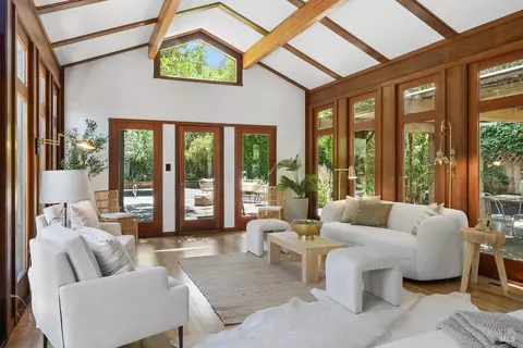 201 Van Winkle Dr, San Anselmo, CA 94960