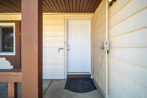 1091 Hawk Ln, Fairfield, CA 94533 photo 6
