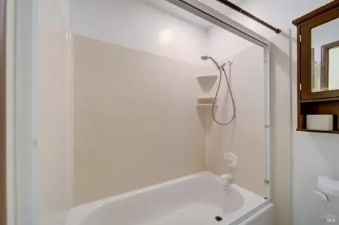 1091 Hawk Ln, Fairfield, CA 94533 photo 32